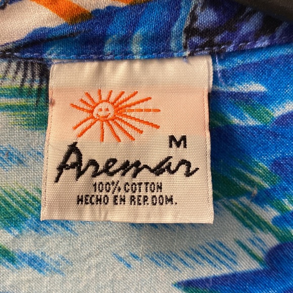 Vintage Hawaiian Shirt - Picture 2 of 2